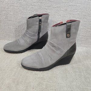 The North Face Womens Size 7 Bridgeton Wedge Zip Gray Waterproof Suede Boots NEW